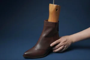 A Practical Guide on How to Stretch Boots at Home for a Comfortable Fit